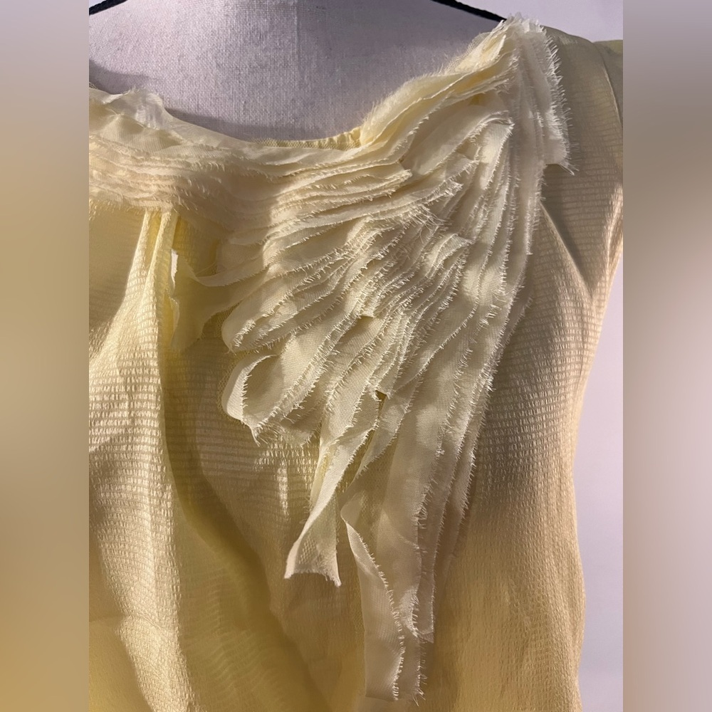 Chic Yellow Ruffle Blouse - Picture 10 of 11